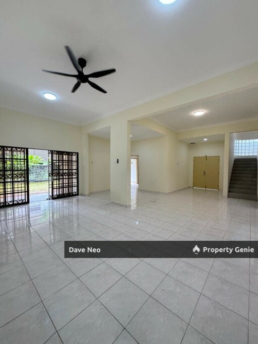 IOI Palm Villa Residence • 2-Storey Bungalow House • 4+1 Beds 5 Baths • Unfurnished