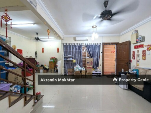 Freehold, 22x75 Facing Open & Renovated | Teres 2 Tingkat Putra Bistari @ Putra Heights