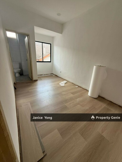 Taman Bukit Tiram Ulu Tiram Jalan Banang 7