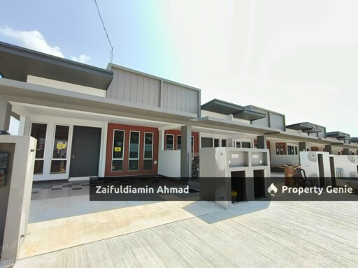 J3 Residence Terraced Home In Dengkil, Freehold 1040 Sqft