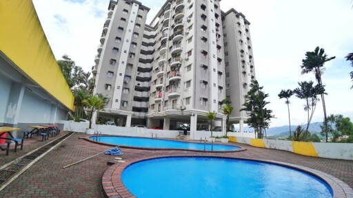 Gombak Court