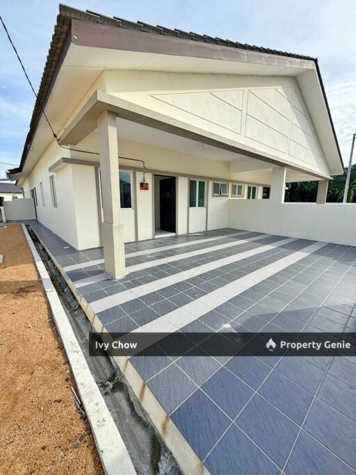 Single Storey Cluster Mersing Johor