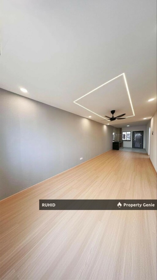 [CORNER UNIT] LOW COST FLAT - Bandar Seri Alam, Jalan Tasek