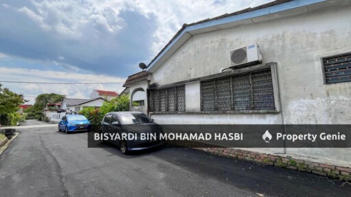 End Lot Single Storey Terrace In Petaling Jaya