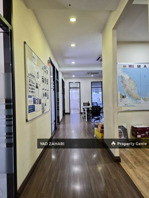 Ayer@8 Putrajaya | RM17K - Big Office with 6 Rooms, View Facing Lake & Near Government Office