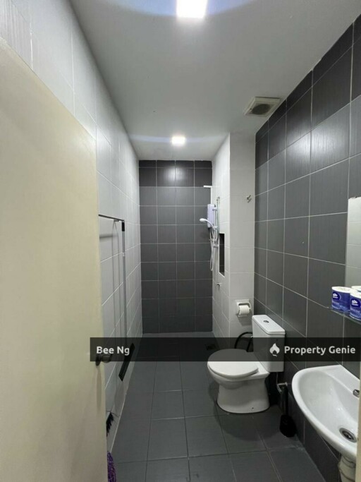 Imperial Jade Residenz / Bandar Seri Alam Masai, 2 Storey Terrence / Fully Furnish