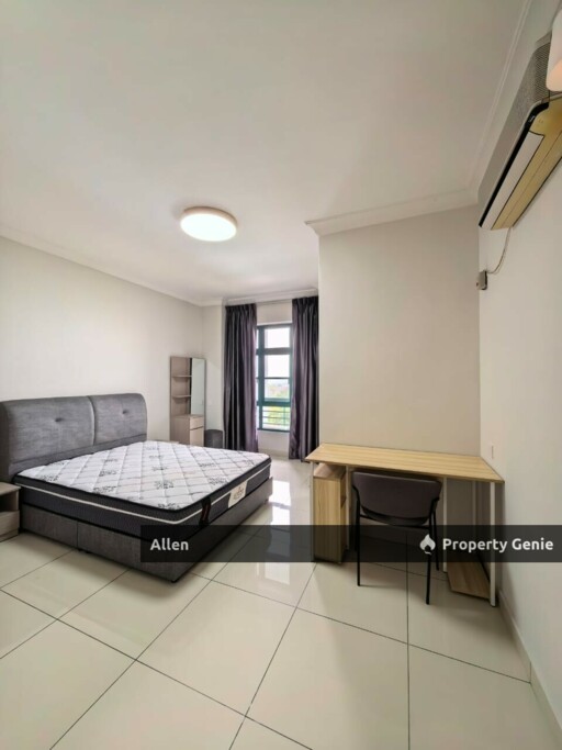 Straits View Condominium, Masai: Freehold 1635 Sqft Space