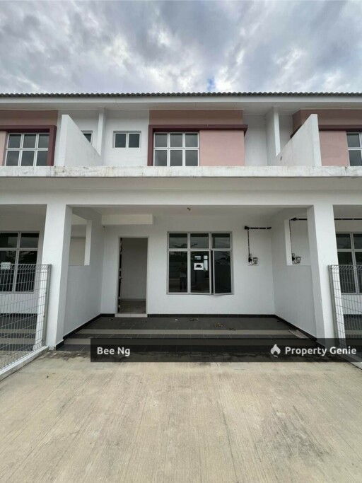 Erica @ Meridin East Pasir Gudang