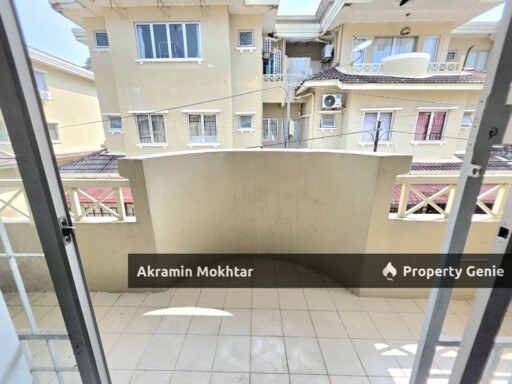 Duplex Townhouse Sri Mahligai , Seksyen 9, Shah Alam (Renovated)