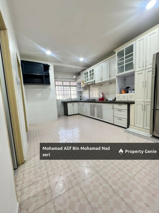 Rumah Cantik Teres 2 Tingkat For Sale !!! | Freegift
