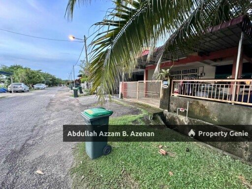 END LOT OPEN FACING TAMAN LAGENDA