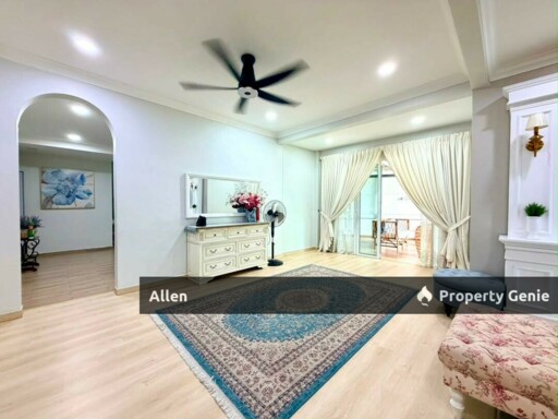 Rare Corner Lot Double-Storey Terrace House @ Mutiara Rini Mutiara Rini 双层排楼稀有角头间