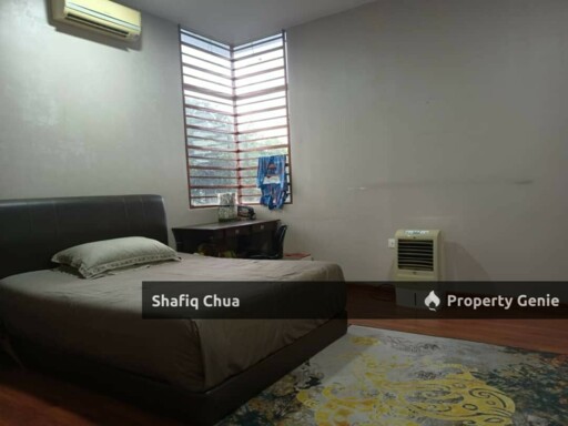 Corner Unit 3 Storey Semi-D Cluster Subang U9, Shah Alam For Sale
