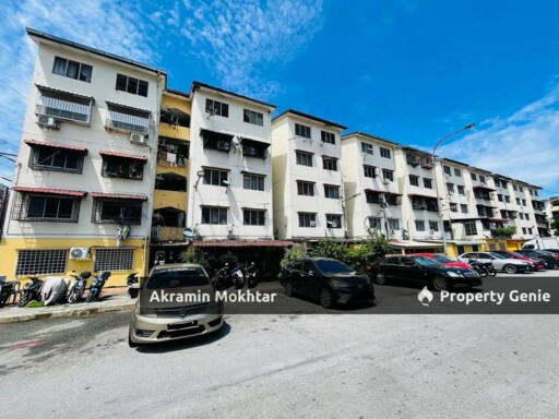 FLAT PKNS BLOK 1 JALAN PJS 6A KAMPUNG LINDUNGAN PETALING JAYA