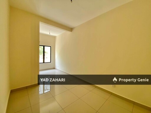 Nassim Heights, Ampang | 3-Storey Link 5 Bedrooms | RM1.2M - Strategic Location & Exclusive Private Road