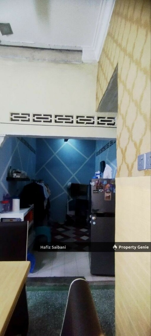 Single Storey Kampung Raja Uda Port Klang