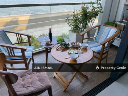 [CORNER & BIGGER UNIT] TIMURBAY SEAFRONT RESIDENCE, KUANTAN