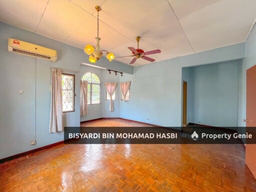 FACING OPEN 2 STOREY CORNER LOT, JALAN PALADIUM, SEKSYEN 7 SHAH ALAM .