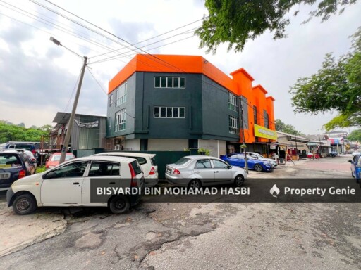 FACING MAIN ROAD, 3 STOREY BUILDING / OFFICE BANDAR TUN RAZAK, CHERAS KUALA LUMPUR .
