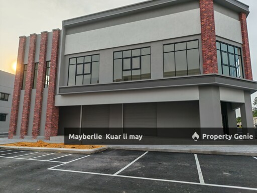 Village Square Gamuda Gardens Rm6.5k G/F Shop For Rent