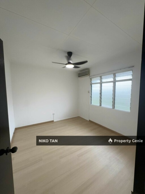 Sri Orkid Flat With Fully Renovated at Taman Ehsan Jaya For Sale