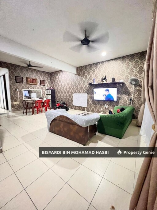 HOT LOCATION 2 STOREY TAMAN PRIMA SAUJANA, KAJANG .