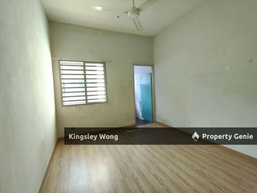 Medan Klebang Sentosa Freehold Double Storey Terrace House Facing South