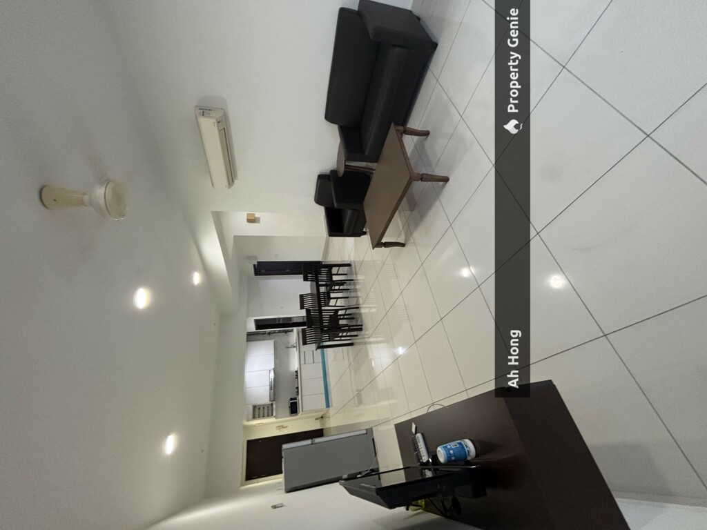 Taman Molek / Molek Pulai / 1bedroom / Fully Furnished / Below Market