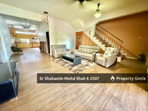 Double Storey Terrace, Taman Sri Aman, Lukut, PD (Facing Open)