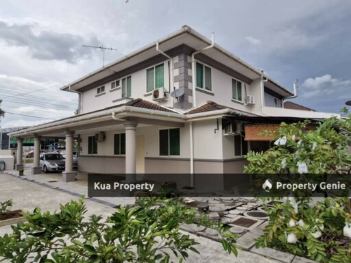 For Sale! BELOW MARKET VALUE! Double Storey Semi Detached House  at Taman Woodland, Stutong