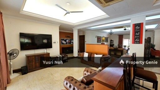 Freehold Double Storey Bungalow With Huge Land @ Bukit Gasing, Petaling Jaya