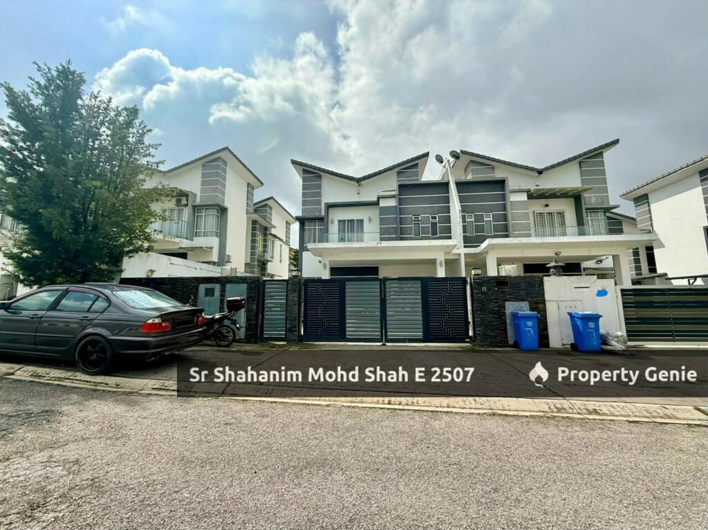 2 STOREY INTERMEDIATE SEMI-D GREENHILL RESIDENCE @ SEKSYEN U10, SHAH ALAM