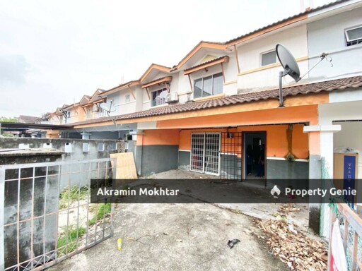 Double Storey @ Jalan SP 7/3, Bandar Saujana Putra 📍 42610 Jenjarom, Selangor