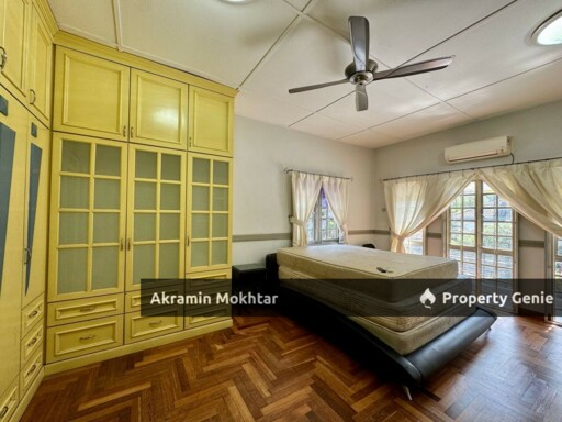 Double Storey Semi-D Seksyen 9, Shah Alam