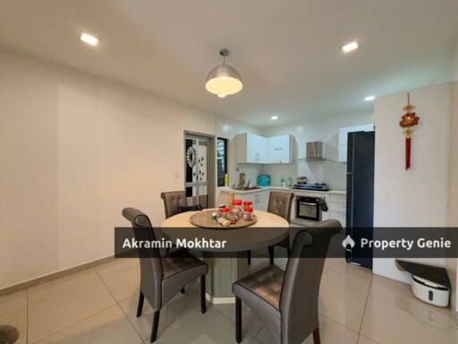FULLY FURNISHED, RENOVATED & 2 PARKING | T PARKLAND CONDOMINIUM TEMPLER PARK TEMPLER SUASANA RAWANG