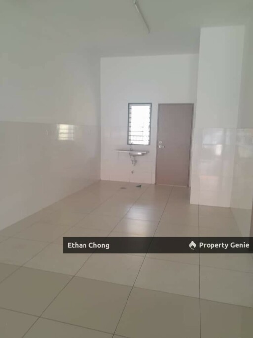 Partially Furnished 2 Storey Terrace House for Rent at Kota Bayuemas, Klang