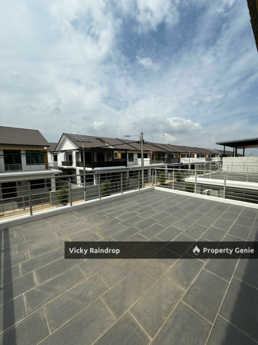 [FOR SALE] KRUBONG HEIGHTS RESIDENCE ENDLOT DOUBLE STOREY