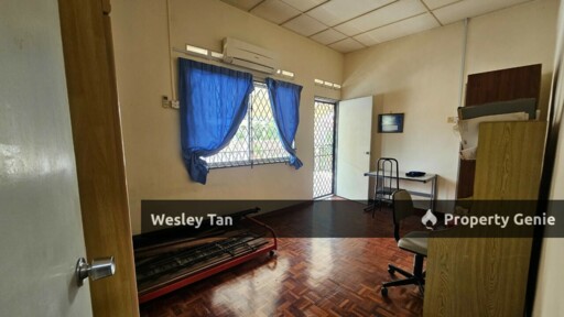 Cheapest RM6xx,000 Klebang 2 Storey SemiD Freehold Ori Condition 4rooms Large Garden Area