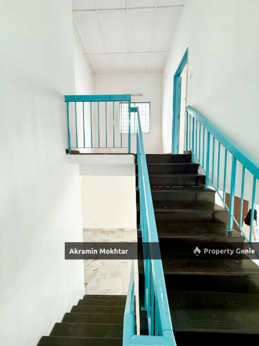 Freehold, End Lot & Renovated | Double Storey Bandar Puchong Jaya , Puchong