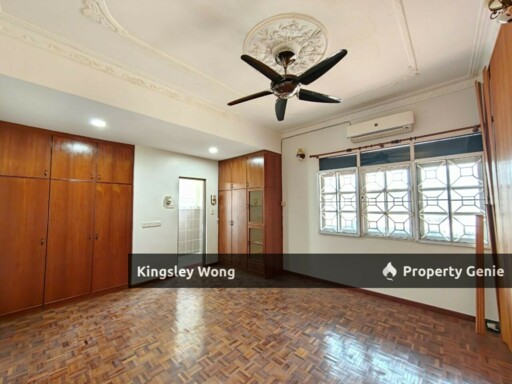 First Garden Renovated Double Storey Terrace House Near Falim Silibin Menglembu