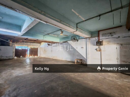 1.5 Sty Factory At Meru Klang Nearby Top Glove For Rent