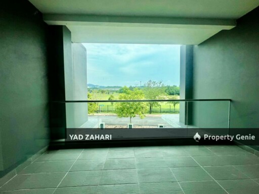 Anggun Kirana, Shah Alam | 3-Storey Superlink 6 Bedrooms | RM2.5M - Facing Open, Corner Lot & with Private Lift