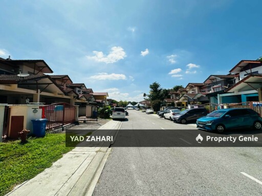 Sunway Kayangan, Shah Alam | 2-Storey Terrace 4 Bedrooms | RM730K - Extended Kitchen, Gated Guarded and Move In Condition