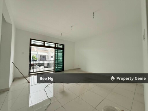 Rini Home 7 / Mutiara Rini / 2 Storey Terrace / Below Market Price