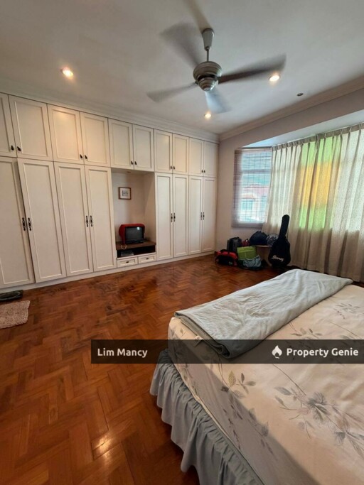 Taman Impian Emas Double Storey Terrace House with Renovated For Sale