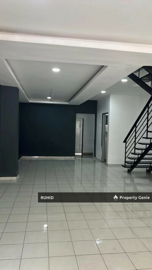 Renovated End Lot Double Storey House, Taman Scientex Kelapa Sawit