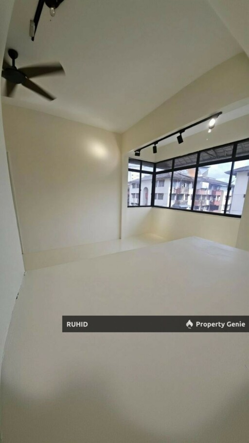 [RENOVATED] FLAT JALAN CAMAR, TAMAN PERLING