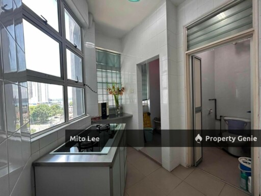 Pangsapuri Orchid View Luxury Apartment