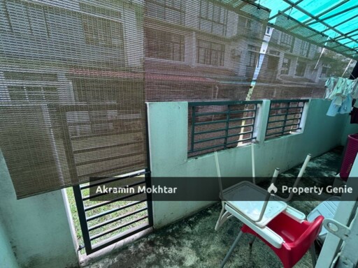 Freehold, Ground Floor, Renovated & Partially Furnished | Townhouse 1.5 Storey Park Villa Bandar Bukit Puchong 2, Puchong Selangor.
