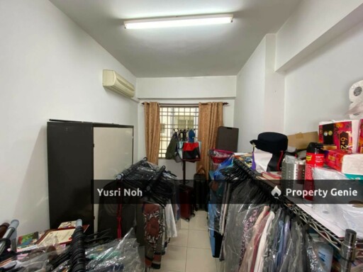 GROUND FLOOR VILLA WANGSAMAS CONDOMINIUM (WITH EXCLUSIVE 500sf SPACIOUS GARDEN) WANGSA MAJU KL FOR SALE